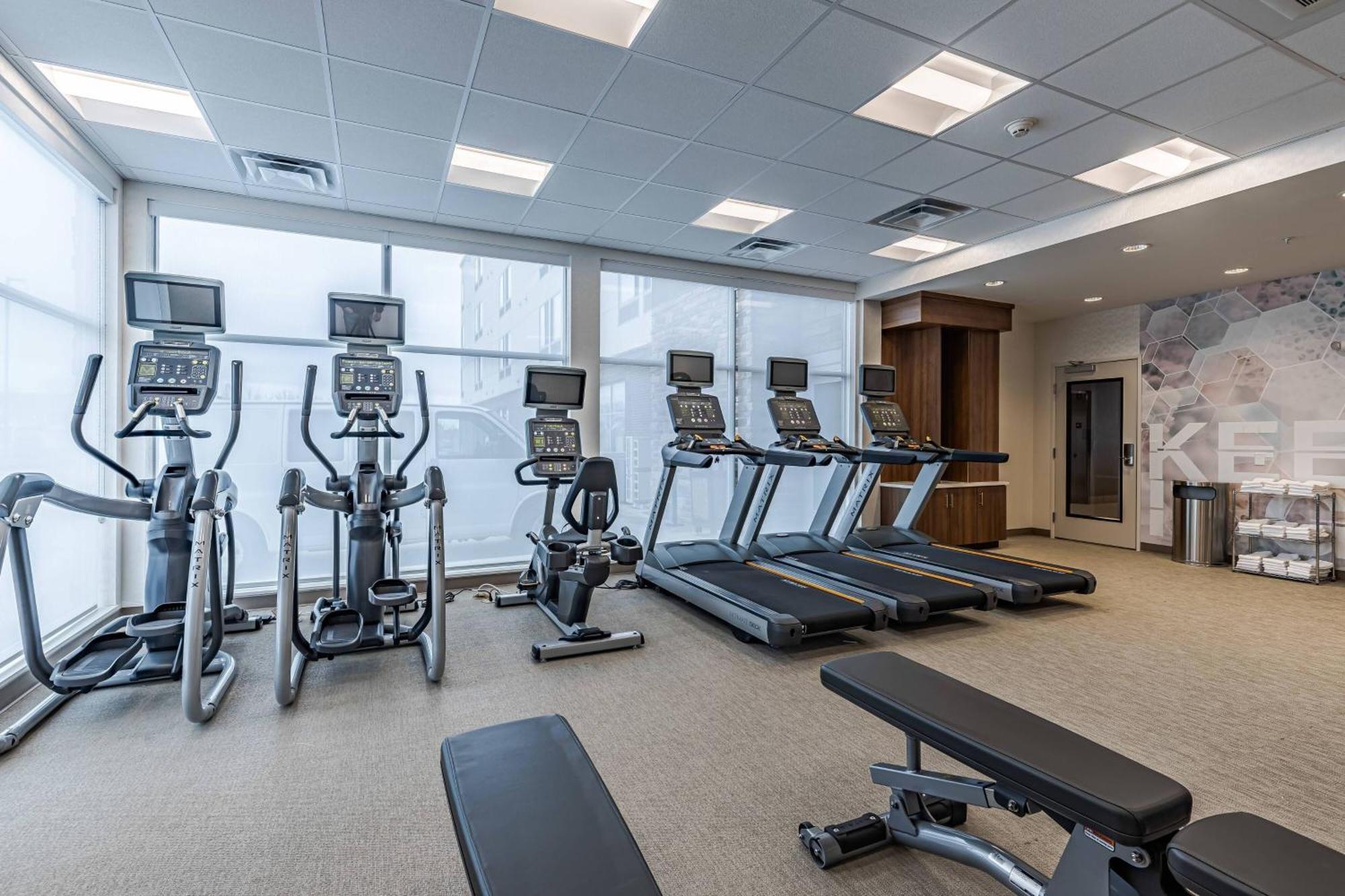 Springhill Suites By Marriott Fort Wayne North Sunnybrook Acres Екстериор снимка