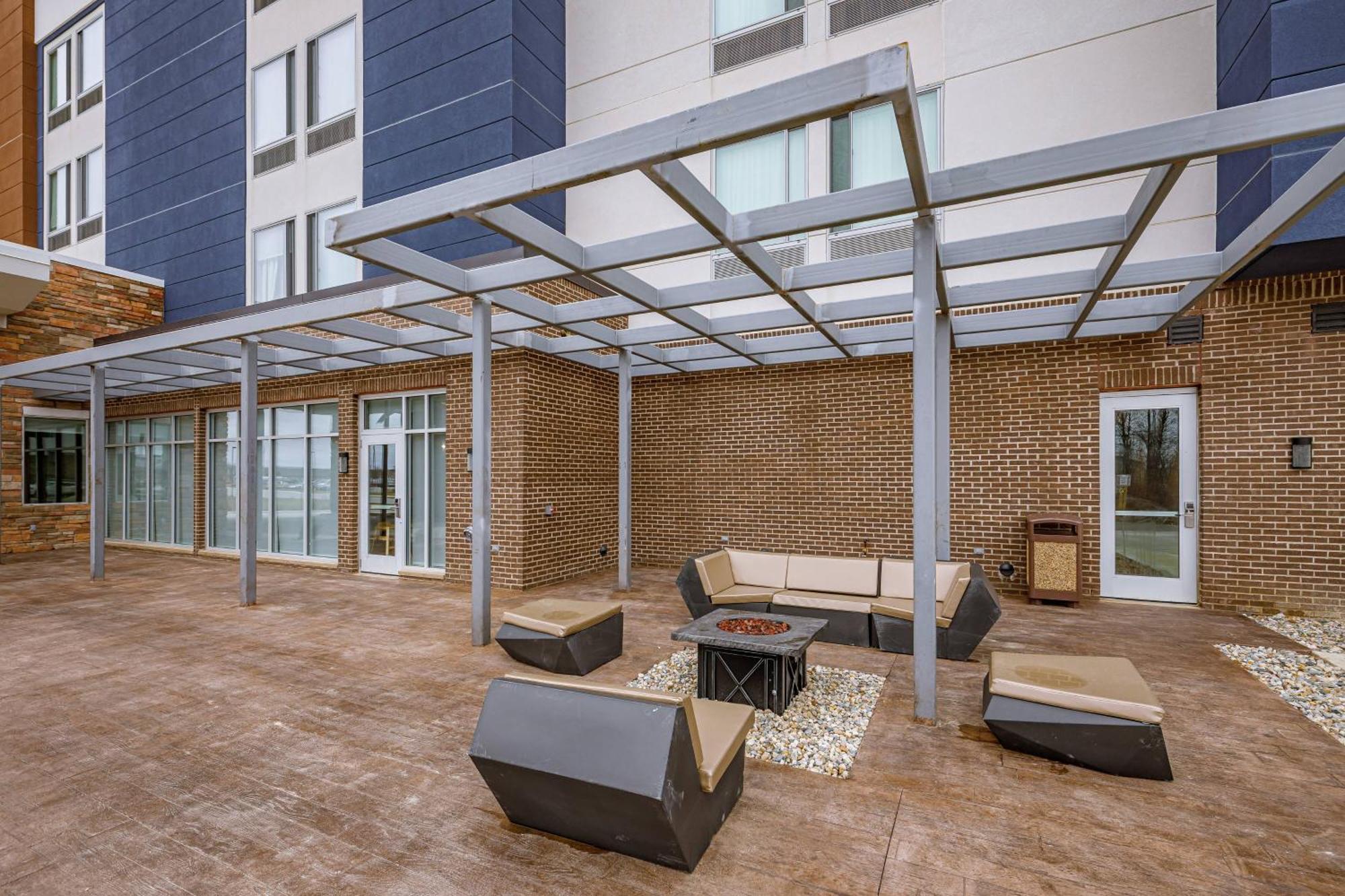 Springhill Suites By Marriott Fort Wayne North Sunnybrook Acres Екстериор снимка